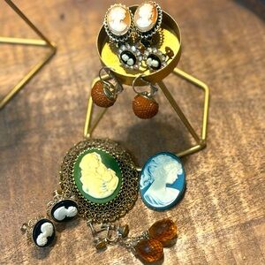 Vintage cameo jewelry bundle